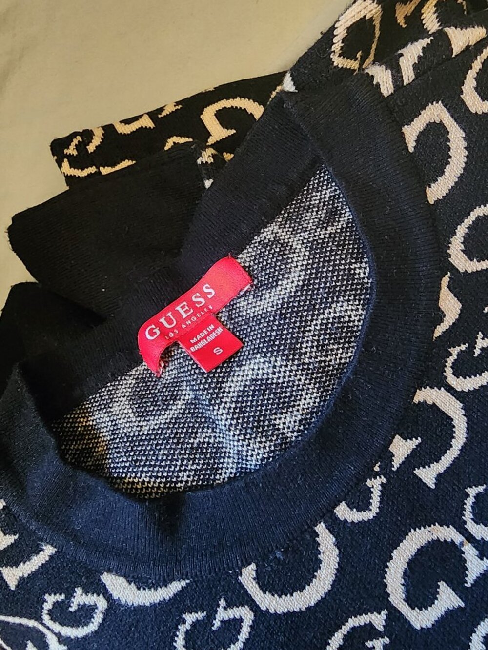 GUESS Los Angeles G-Monogram Knit Sweater Stretch - Small - Picture 3 of 4
